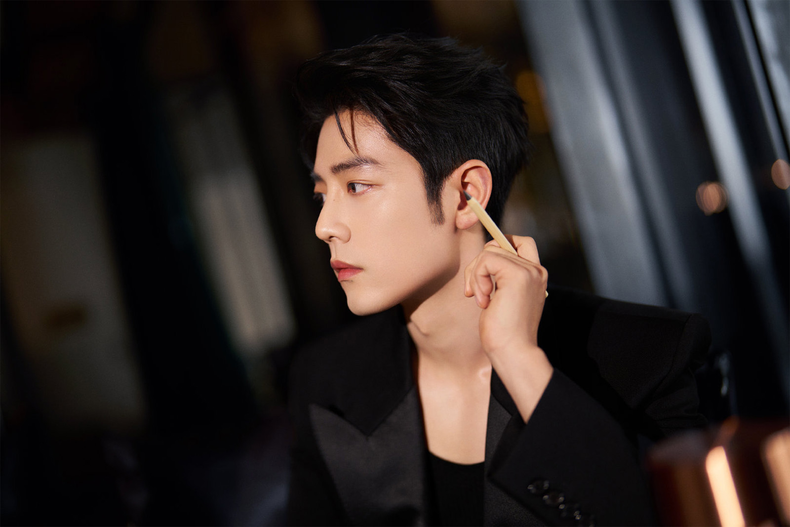 Tiêu Chiến, Kiey, lighT và cuộc đua khẳng định nam ca sĩ bằng album