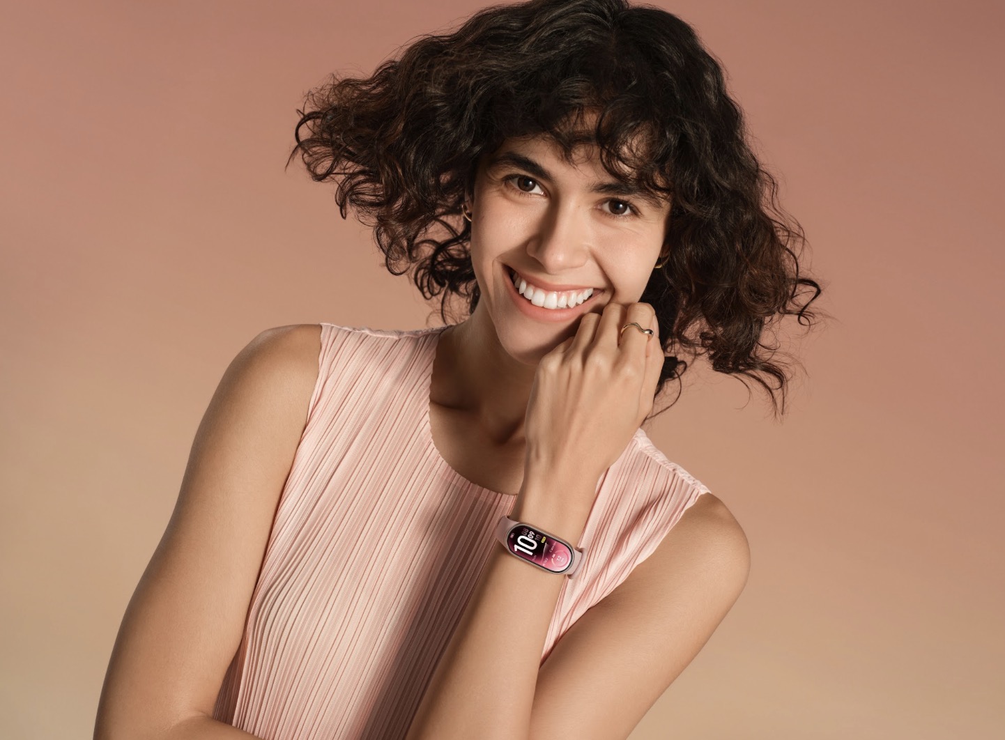 Xiaomi Smart Band 11: màn hình 2.000 nit và pin 21 ngày có đáng tiền?