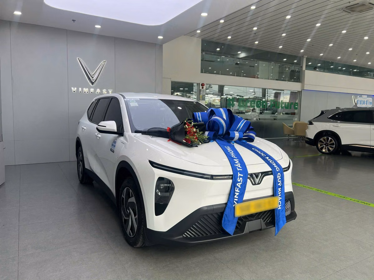 Tài xế công nghệ chuyển sang xe điện: được hỗ trợ gì từ Vì tương lai xanh lần 2?