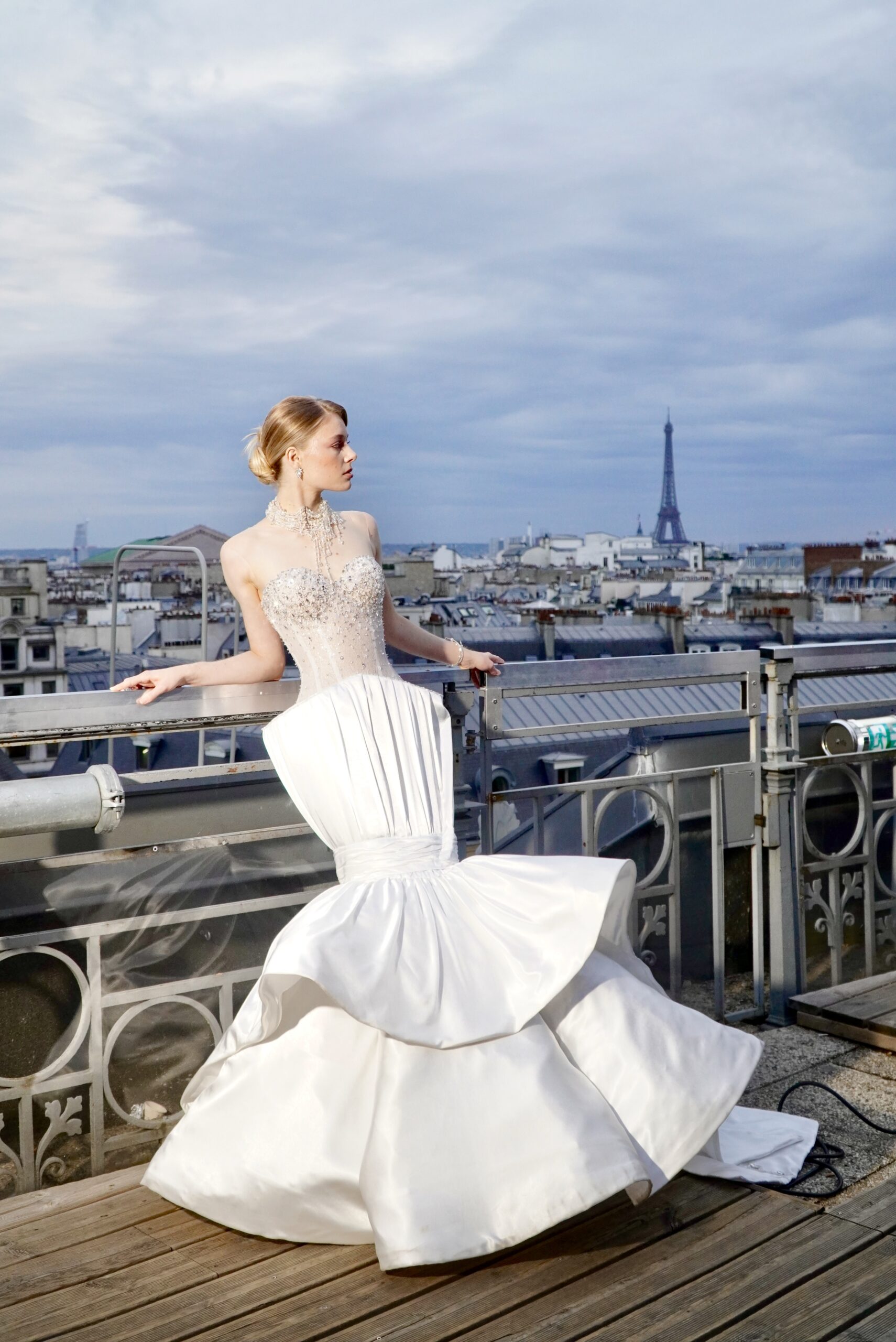 Từ đồ án tốt nghiệp đến sàn diễn Paris: hành trình L'Éclosion của Phong Đinh