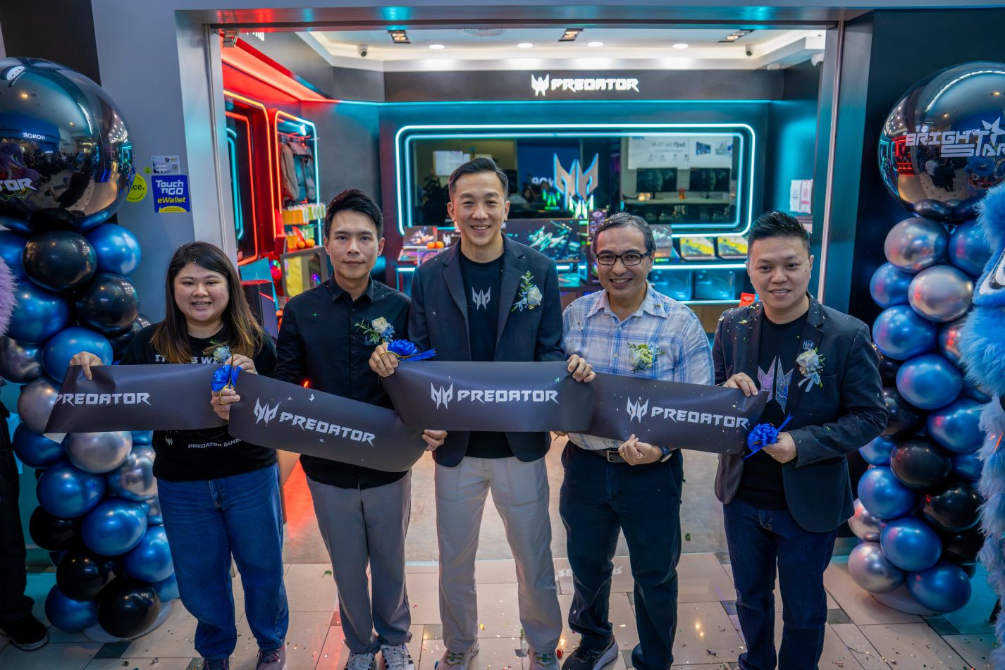 Predator Concept Store Dibuka, Orion 7000 Jadi Tumpuan