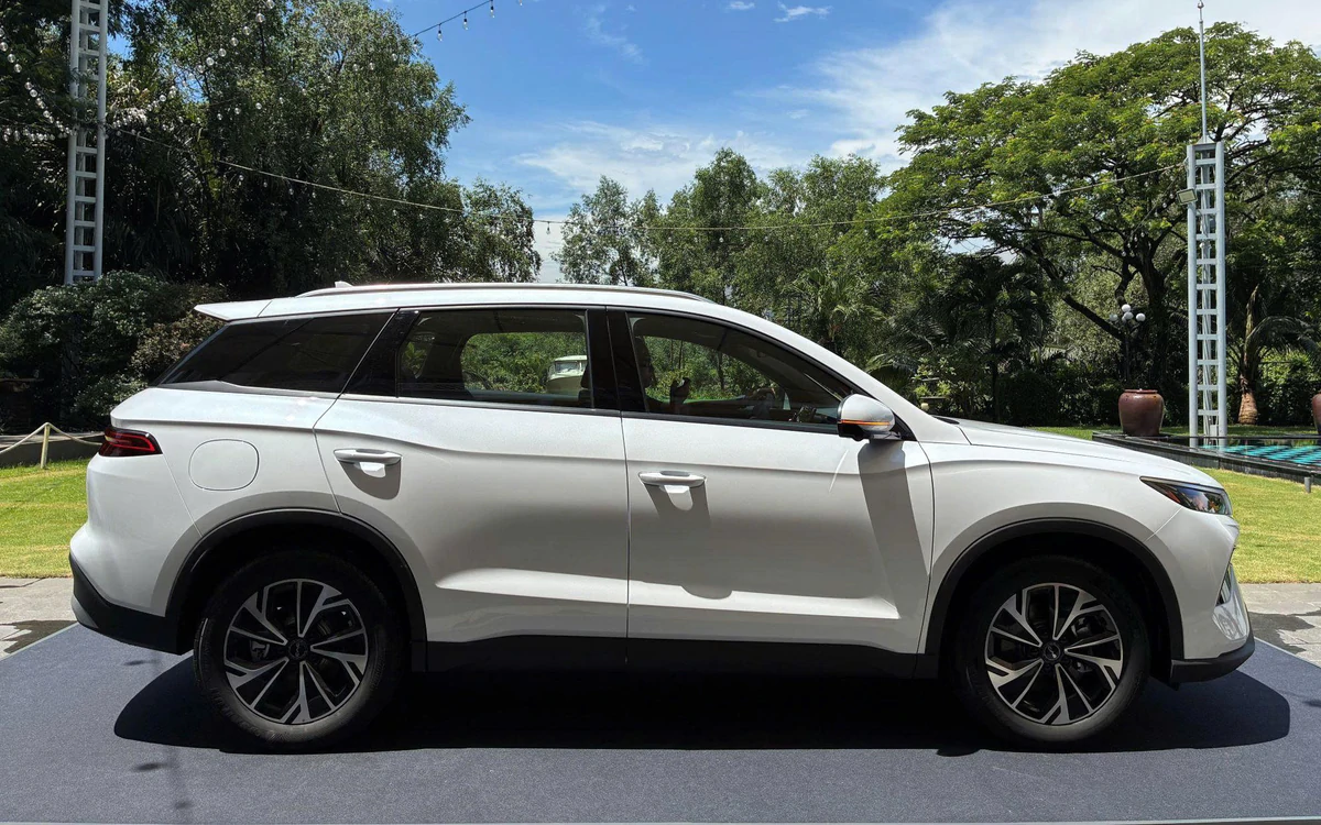 BYD Sealion 5 ra mắt: Giá tầm B, tham vọng khuấy đảo C-SUV hybrid