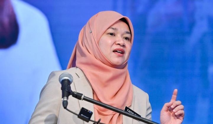 Henti Serta-Merta Program Penceramah Bebas: Tindakan Tepat, Tapi Jangan Berhenti Di Situ