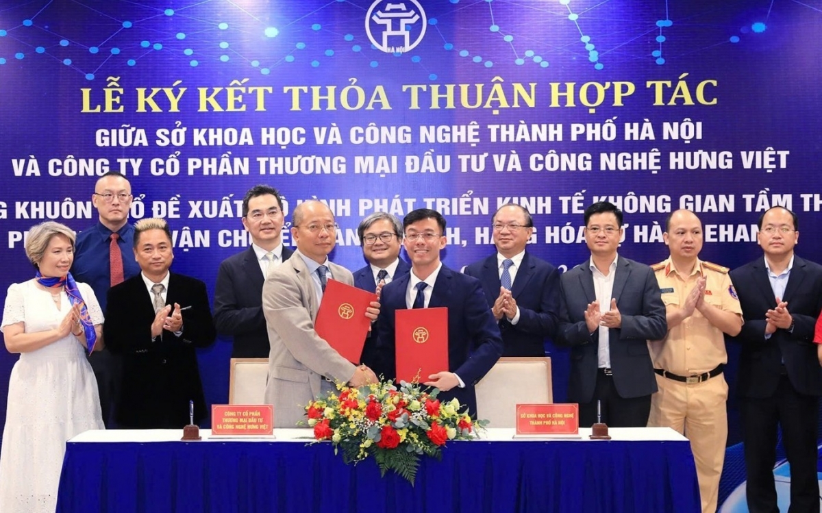 Hà Nội khởi động thử nghiệm taxi bay EHang: sandbox pháp lý và cơ hội kinh tế tầm thấp