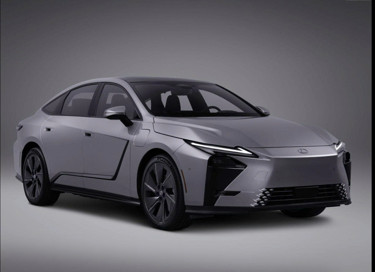 6 mẫu ô tô điện và hybrid đáng chờ đợi dịp cuối năm