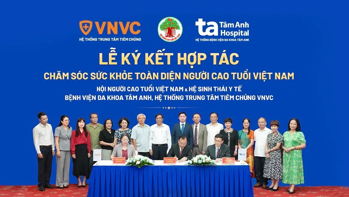 Hệ sinh thái y tế mới cho 16,5 triệu người cao tuổi