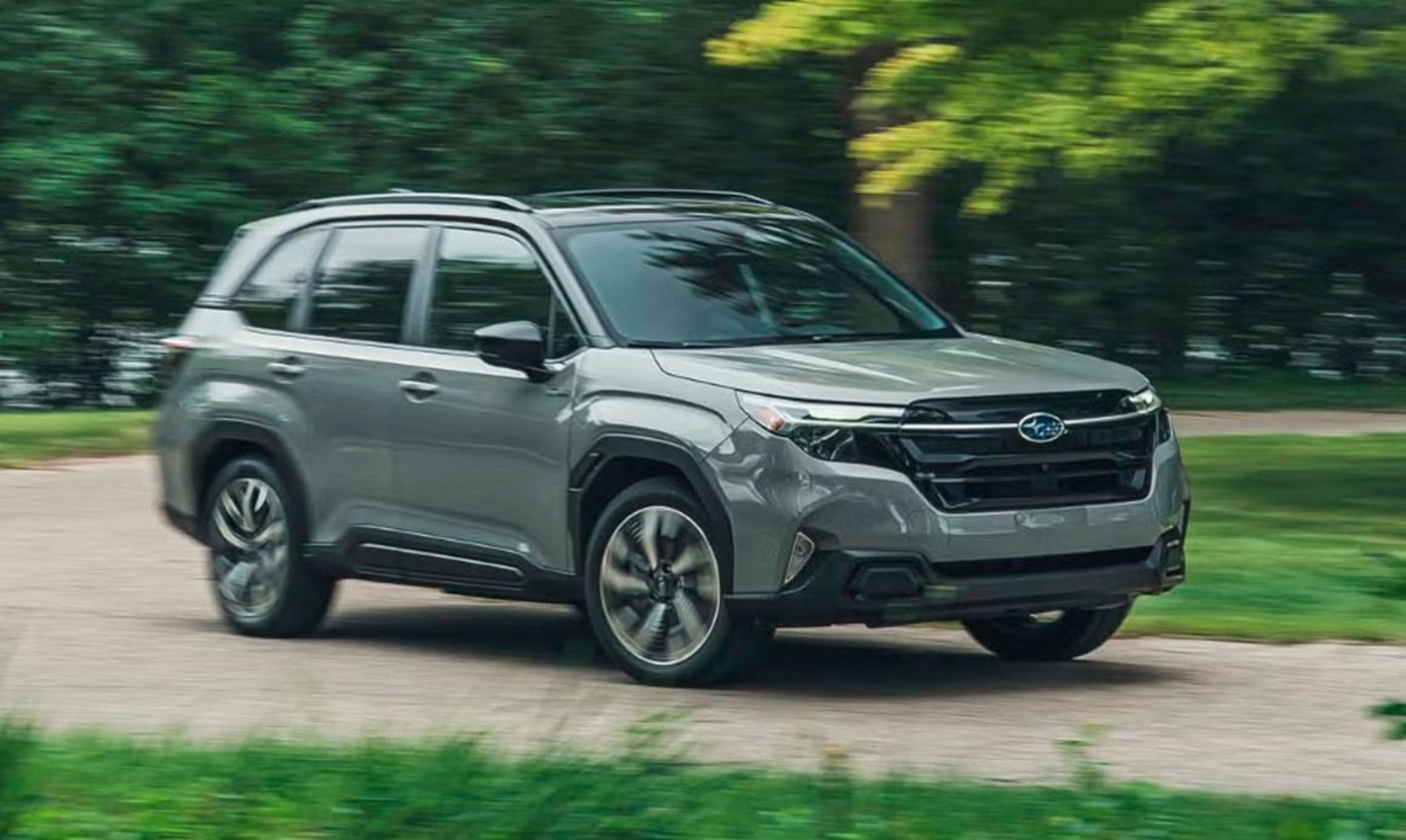 6 mẫu ô tô điện và hybrid đáng chờ đợi dịp cuối năm