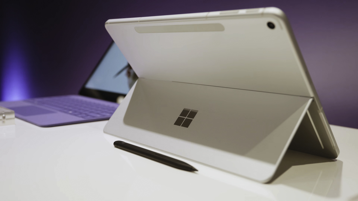 Surface Pro 12 inch vs Galaxy Tab S12 Plus: chọn tablet nào cho công việc di động?