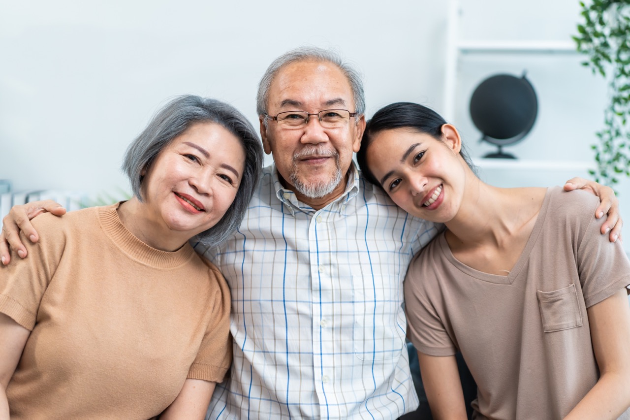 Chăm sóc sức khỏe người cao tuổi: từ điều trị đến phòng ngừa toàn diện