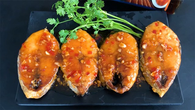 Cá thu và cá mòi: lựa chọn omega-3 dồi dào thay thế cá hồi