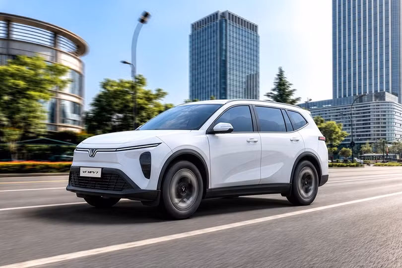 VF MPV 7 sau ưu đãi 67,5 triệu đồng: lựa chọn xe 7 chỗ điện cho gia đình?