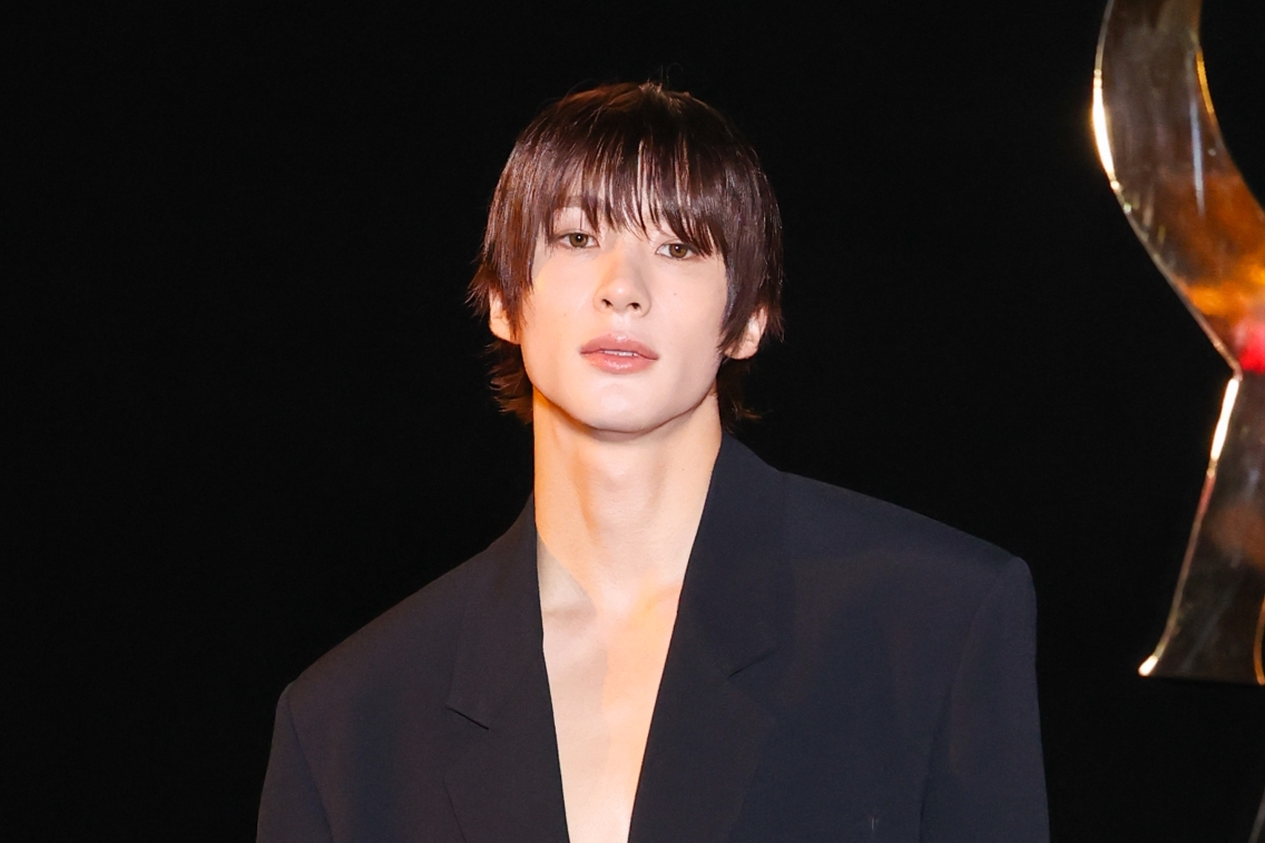 Anton và Ten: Khi Saint Laurent bắt tay K-pop để tái định nghĩa menswear
