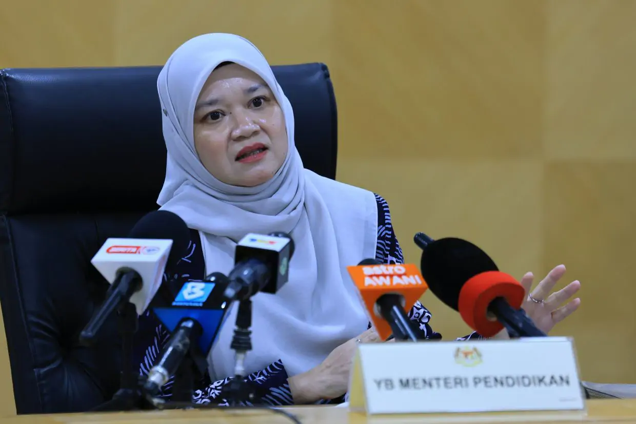 Program Penceramah Bebas Dihentikan: Amaran Serius Tentang Keselamatan Murid