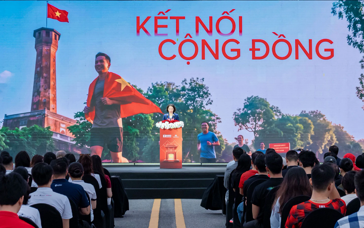 14.500 vận động viên quốc tế khám phá di sản Hà Nội qua đường chạy marathon