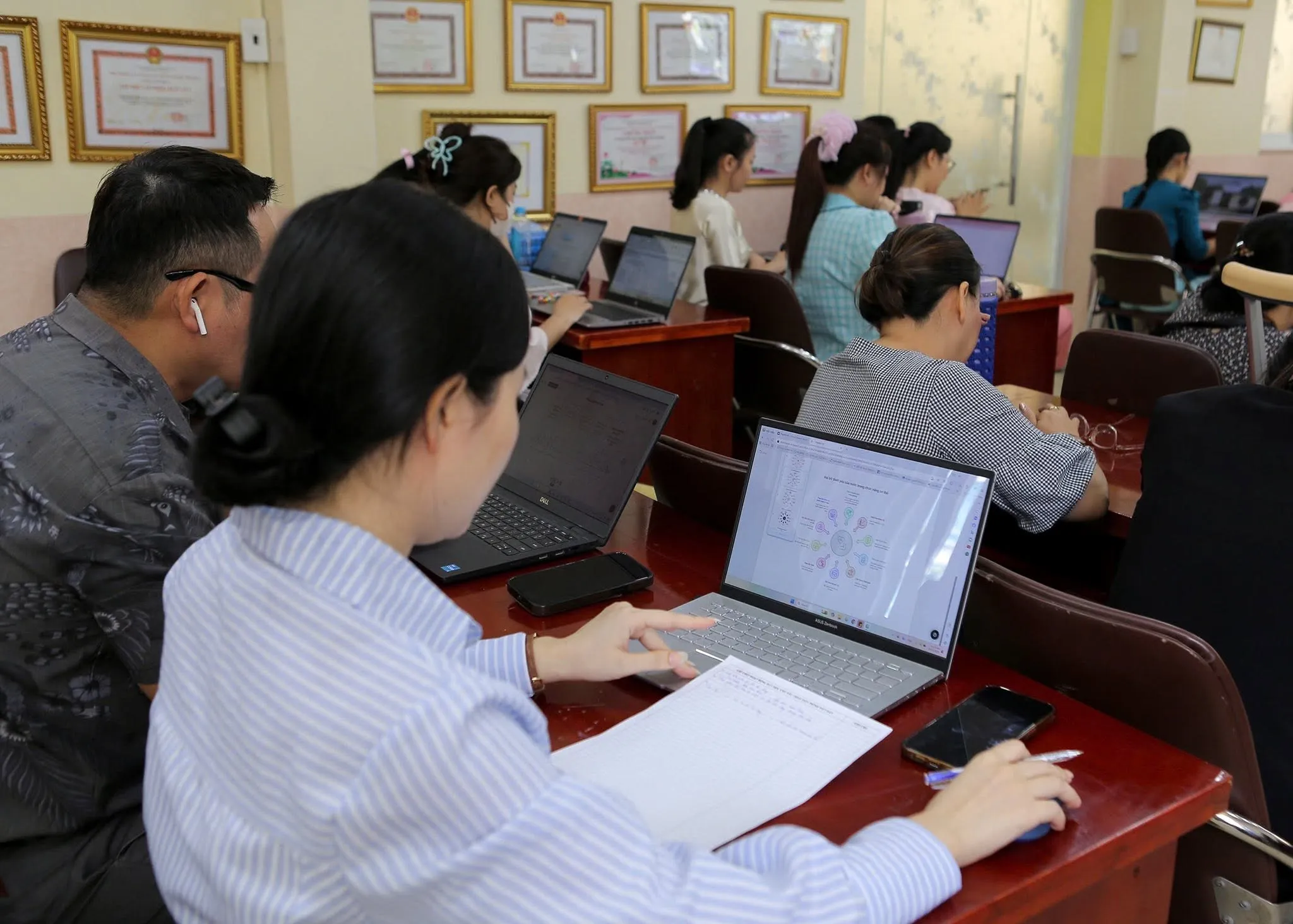 Nền tảng giáo dục AI dùng chung: Thống nhất hay thêm một lớp bất bình đẳng?