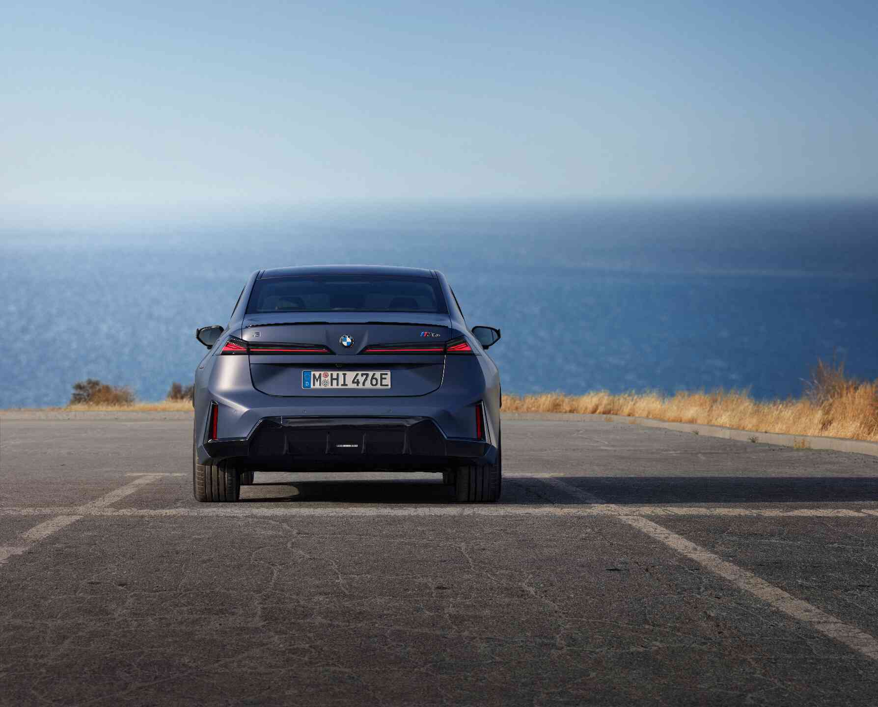 BMW i3 M60 xDrive: Sedan Elektrik Premium M Performance