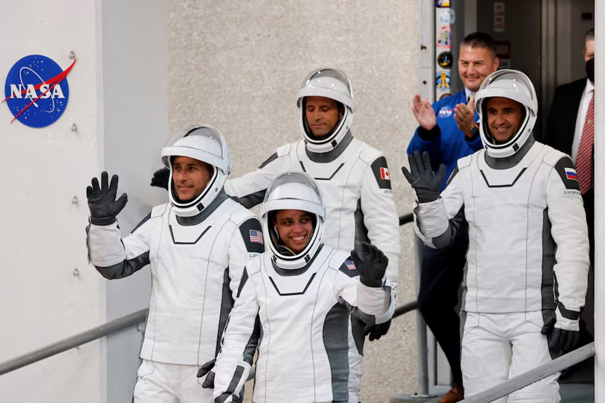 SpaceX và chiến lược không gian Bắc Mỹ: từ Crew Dragon đến Starship