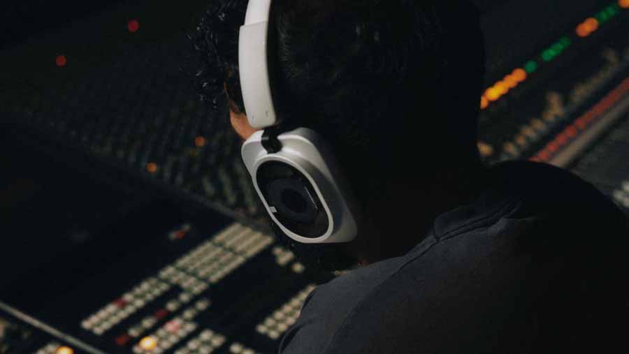 Đánh giá Nothing Headphone (1) Pro: ba driver có đáng tiền?