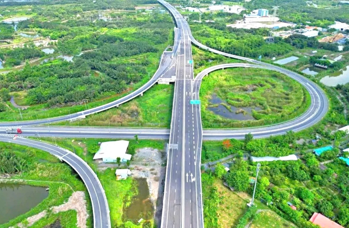 Cao tốc Bến Lức - Long Thành: cú hích logistics Đông Nam Bộ