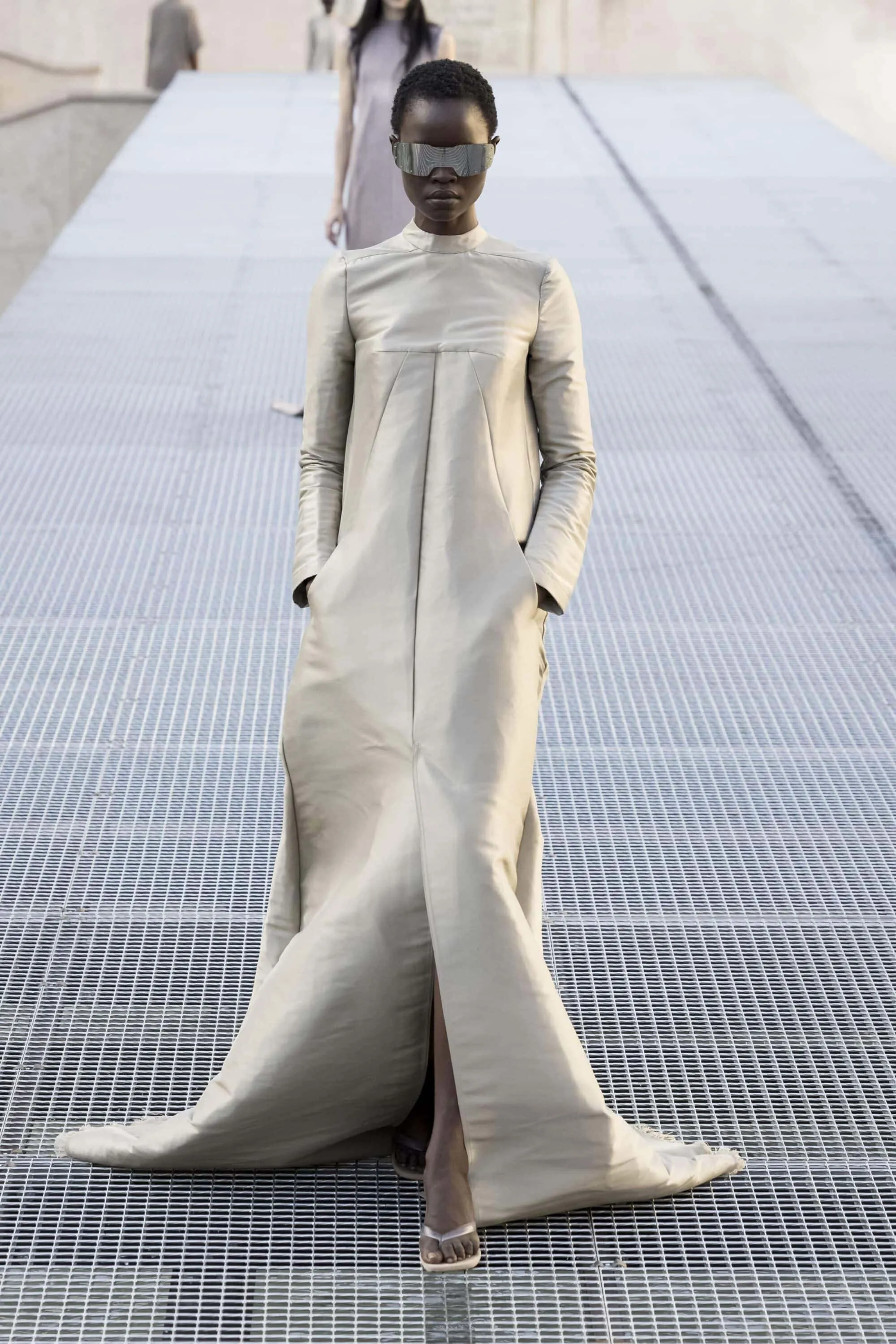 Maison Margiela, Rick Owens và Prada: Ba ngôn ngữ tối giản mới của thời trang cao cấp