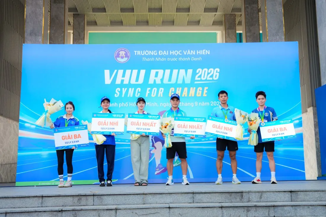 Khi sinh viên xỏ giày chạy bộ vì cộng đồng