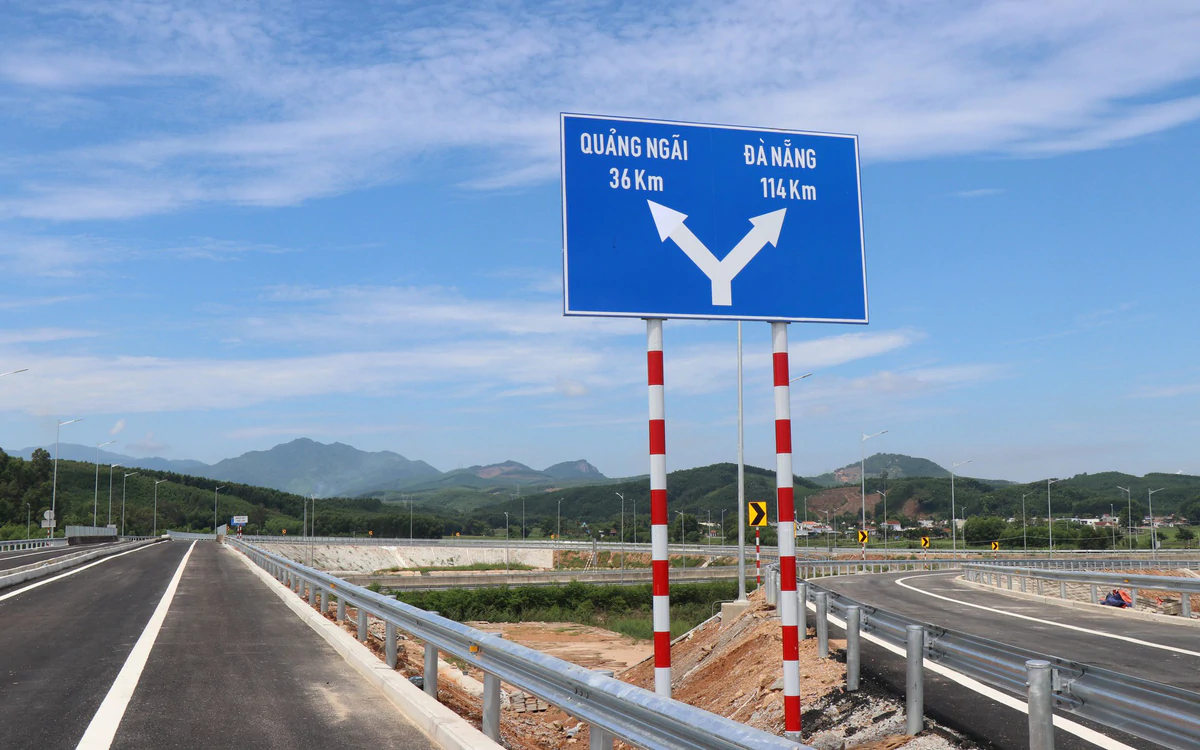 Nút giao Dung Quất: thêm 8 năm chờ cho một bước ngoặt logistics