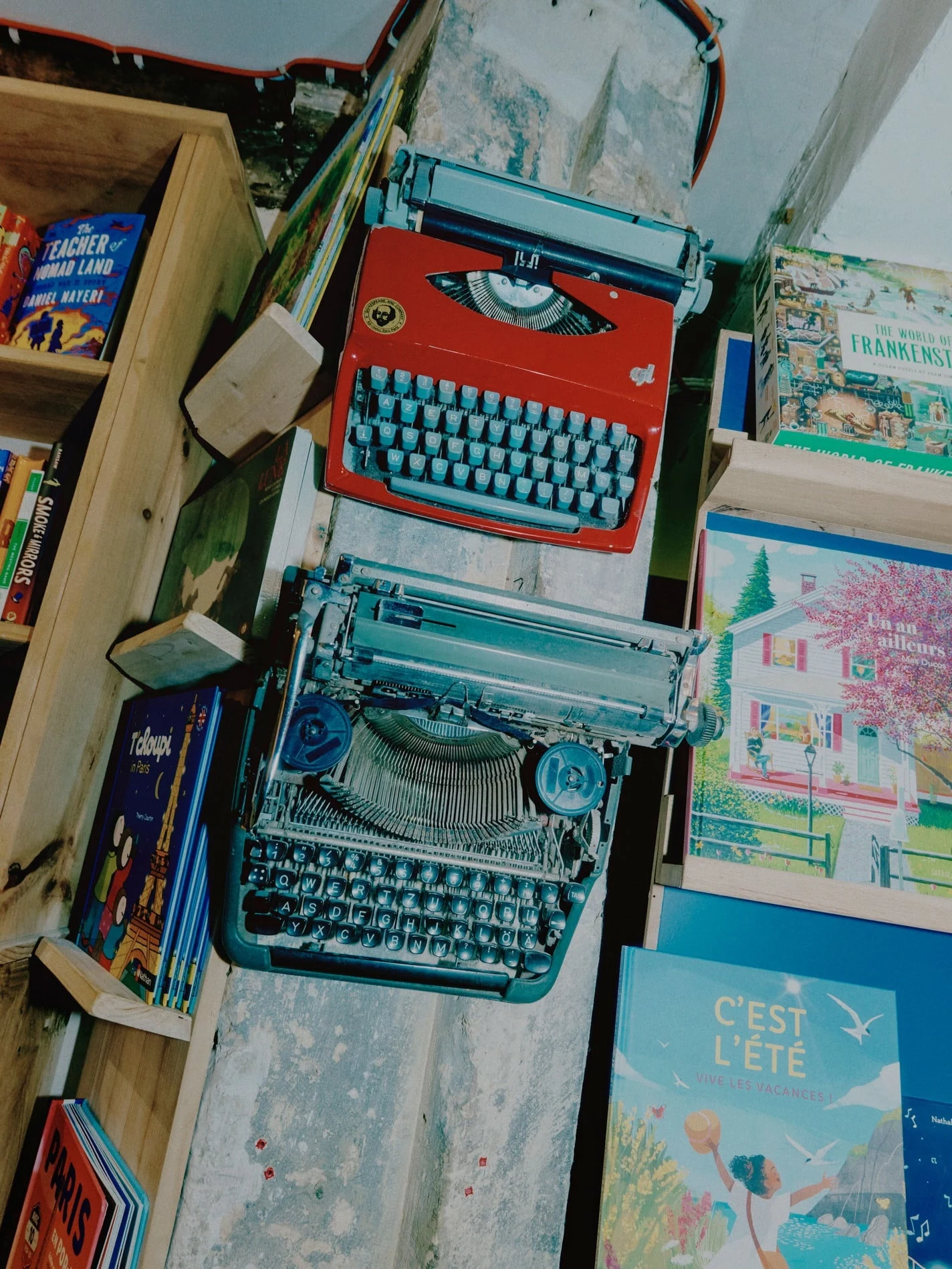 Shakespeare and Company: Huyền thoại hiệu sách giữa lòng Paris