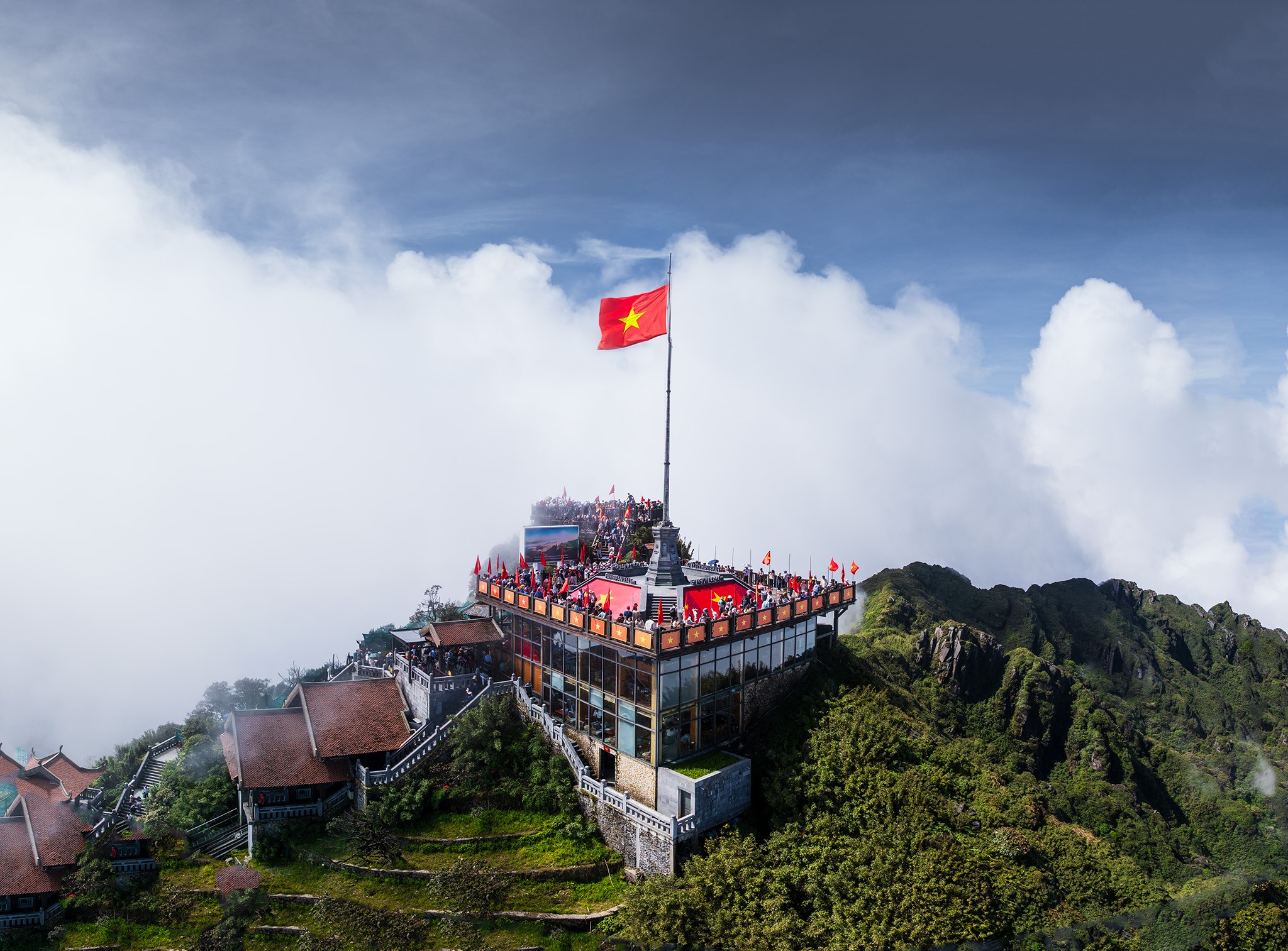 Sun Group giành 12 giải thưởng World Travel Awards: Bước nhảy hạng của du lịch Việt Nam