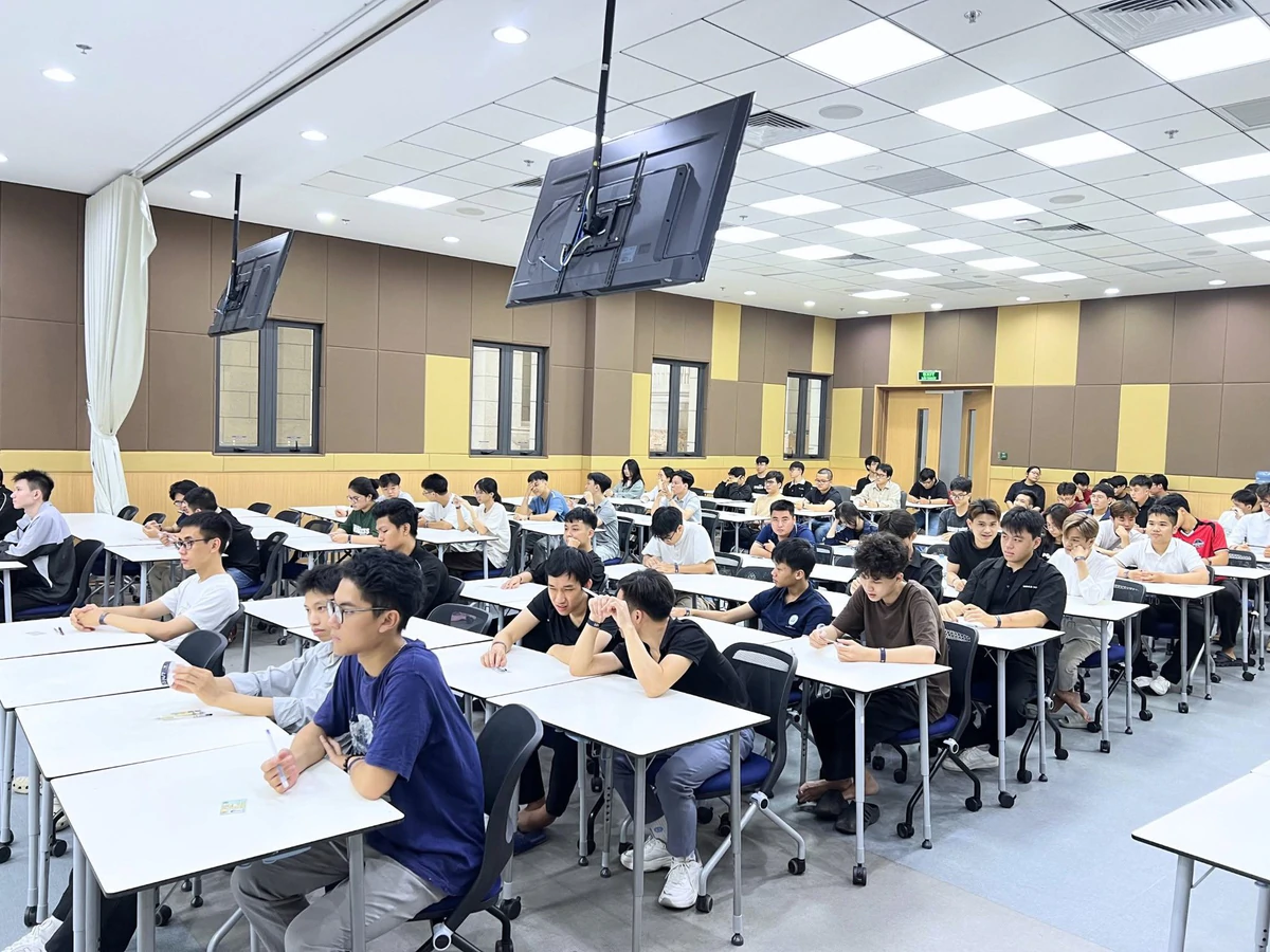 Vingroup tuyển 20.000 nhân tài AI: bước đi quyết đoán cho tham vọng robot