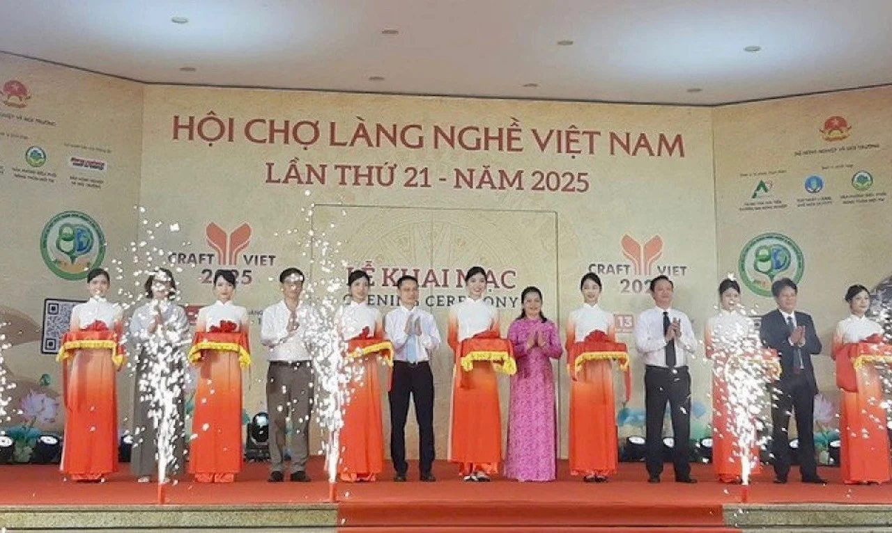 Hội chợ Làng nghề Việt Nam: Bước ngoặt số hóa cho sản phẩm thủ công