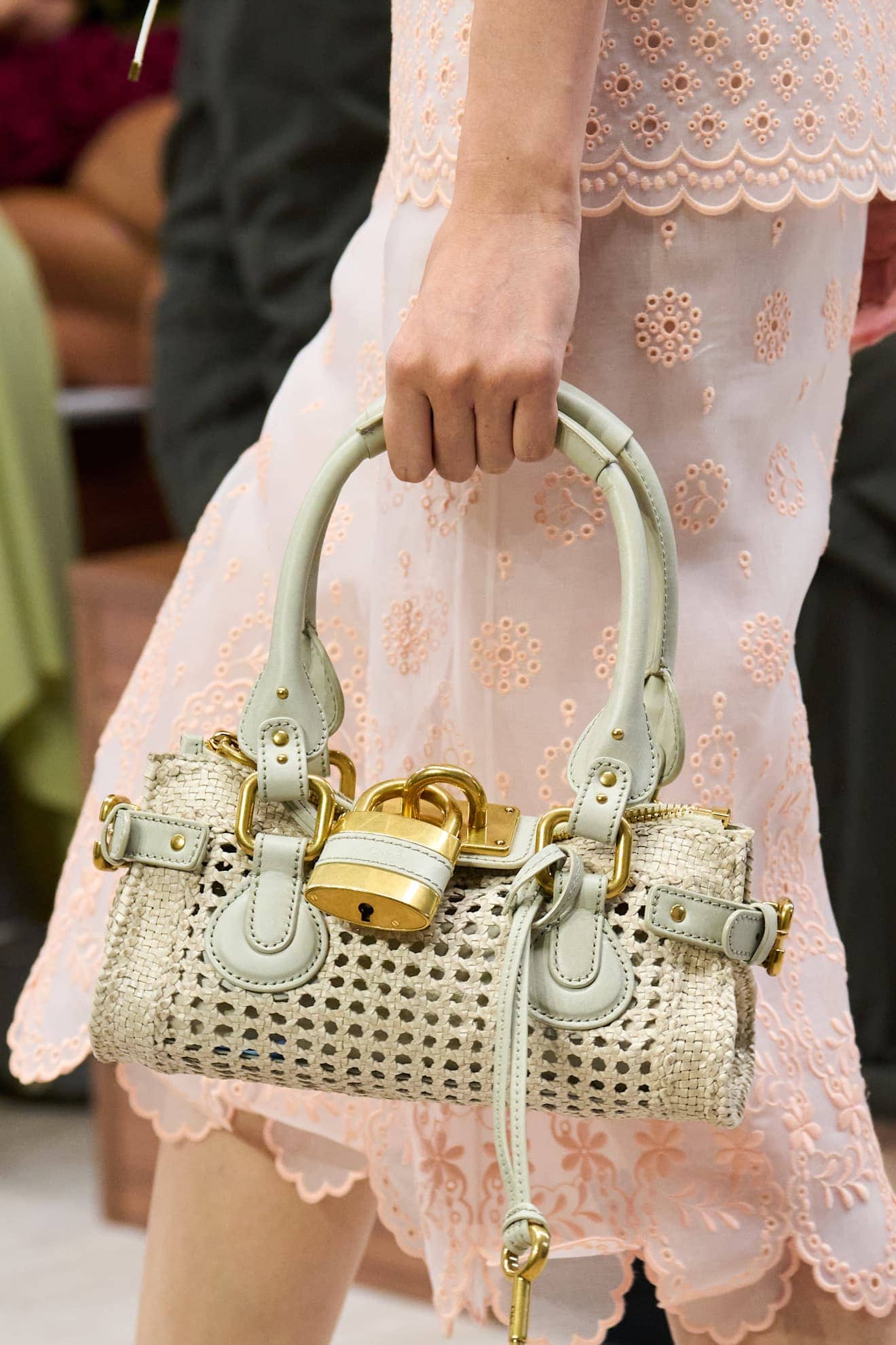 Chemena Kamali và The Obsession Collection của Chloé