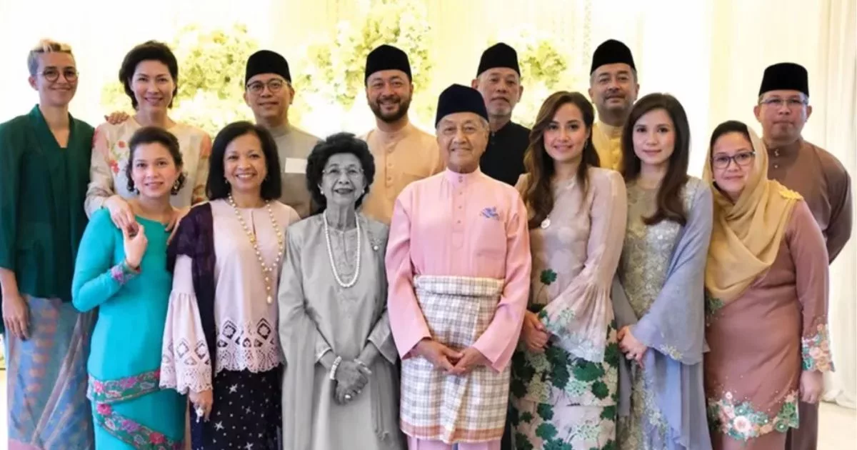Disiplin Tanpa Rotan & Komunikasi Kuat: Prinsip Didikan Tun Siti Hasmah