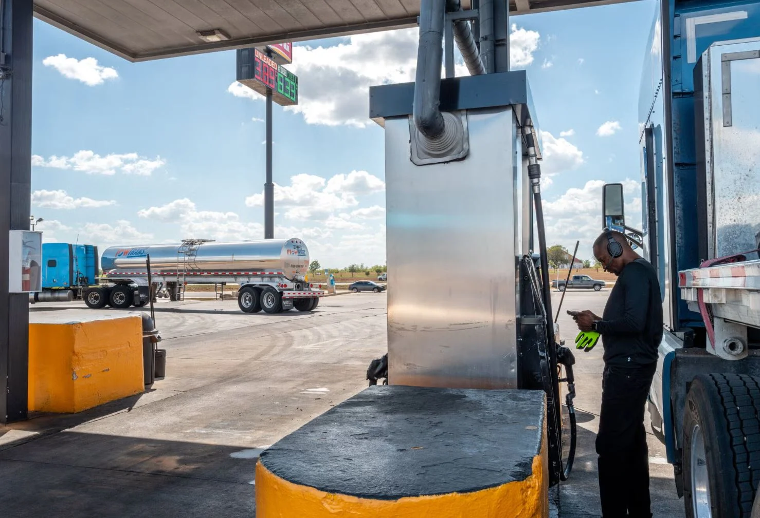 Lệnh cấm xuất khẩu diesel của Trump: Cứu giá trong nước hay kích nổ cú sốc toàn cầu?