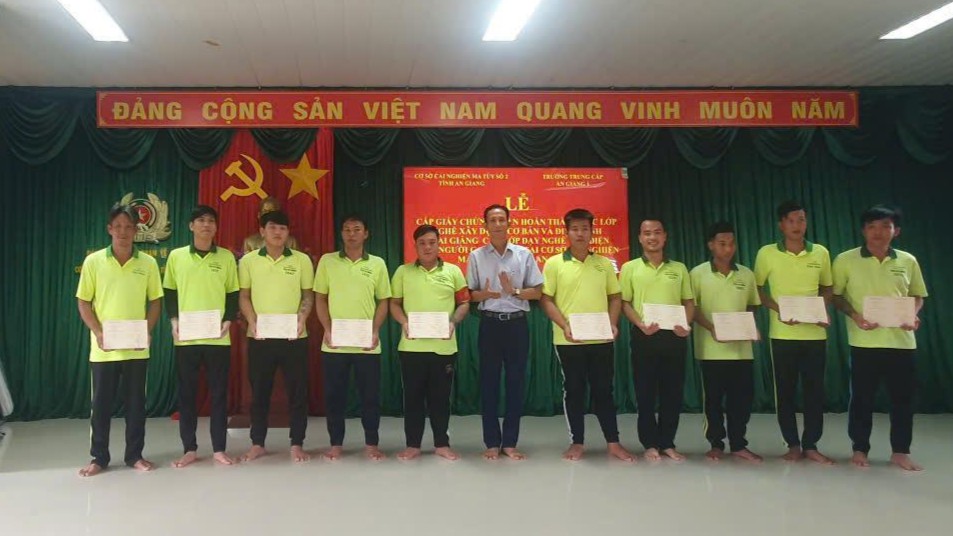 Từ cai nghiện đến tái hòa nhập: Nghề nghiệp và việc làm quyết định ai đứng vững