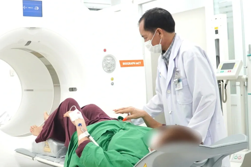 Khoảng trống chết người trong hệ thống xạ trị và chẩn đoán ung thư