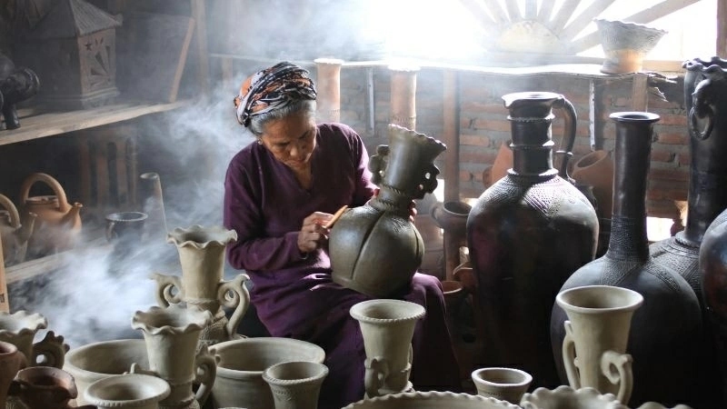 Lễ hội gốm Chăm Bàu Trúc: Khi di sản UNESCO bước ra đời sống