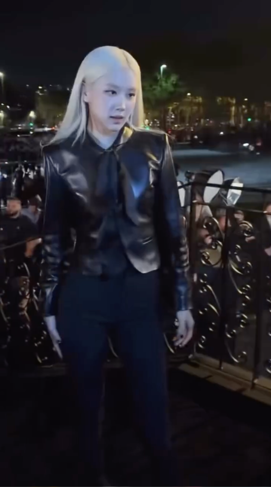 Anthony Vaccarello Và Ngôn Ngữ Quyền Lực Của Saint Laurent