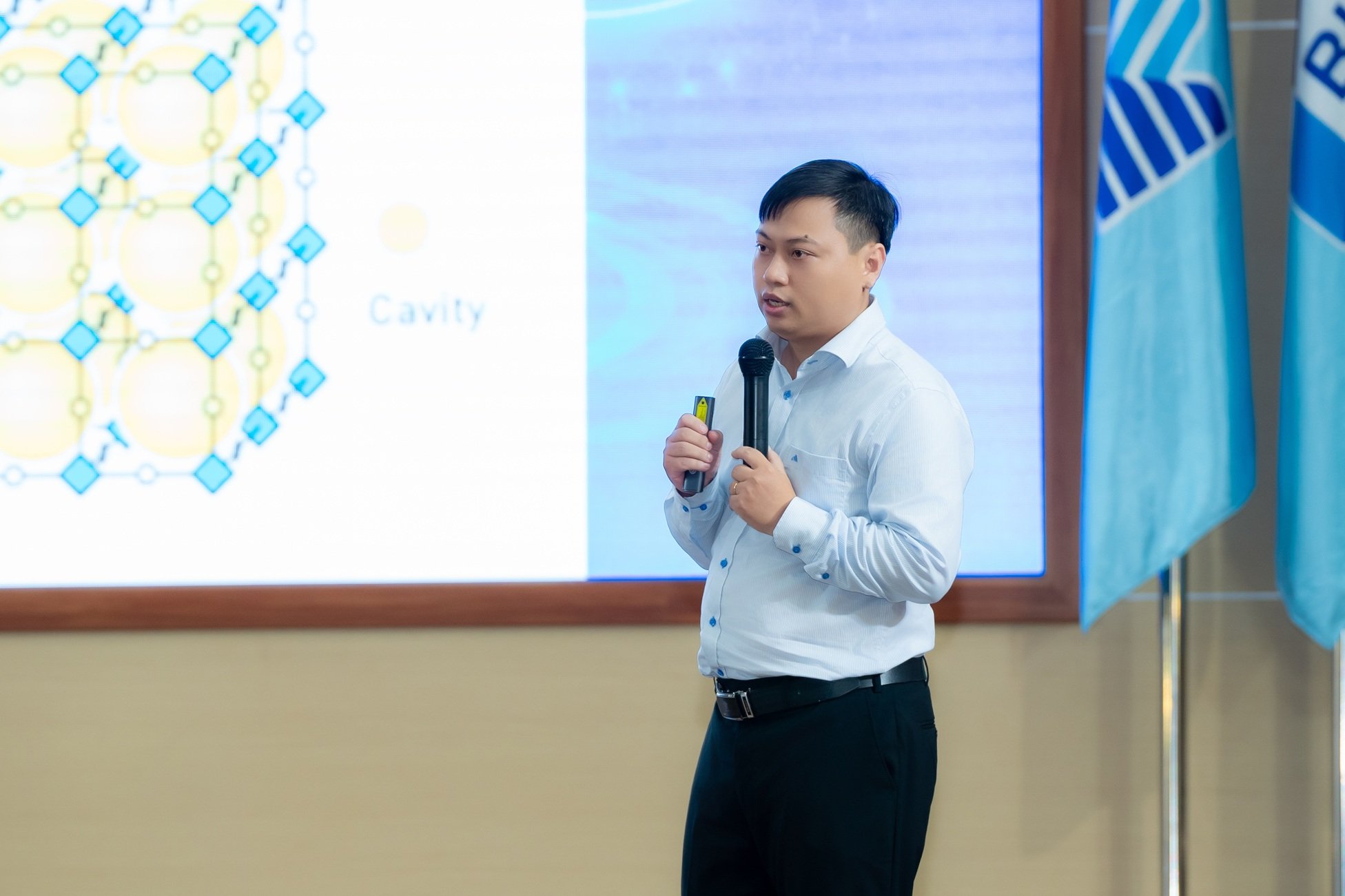 Từ 8.000 phân tử đến một loại thuốc: bên trong phễu screening khắc nghiệt