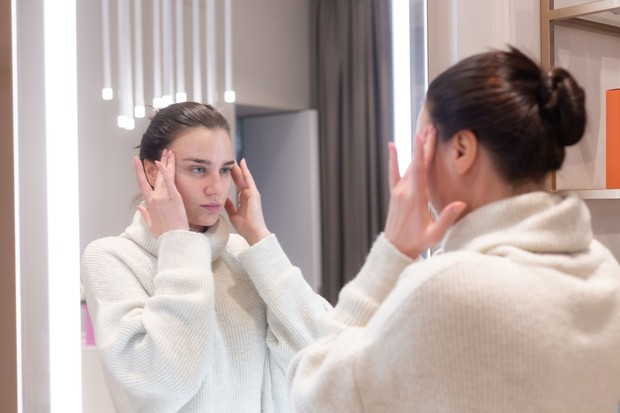 5 thói quen skincare hàng ngày mà bác sĩ da liễu muốn bạn bỏ ngay