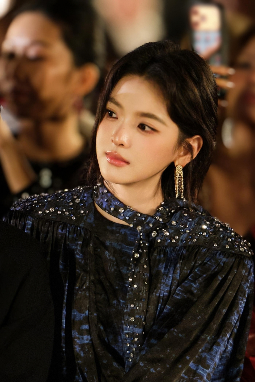 Chương Nhược Nam đổi chiến lược Paris Fashion Week: Từ Givenchy sang Isabel Marant