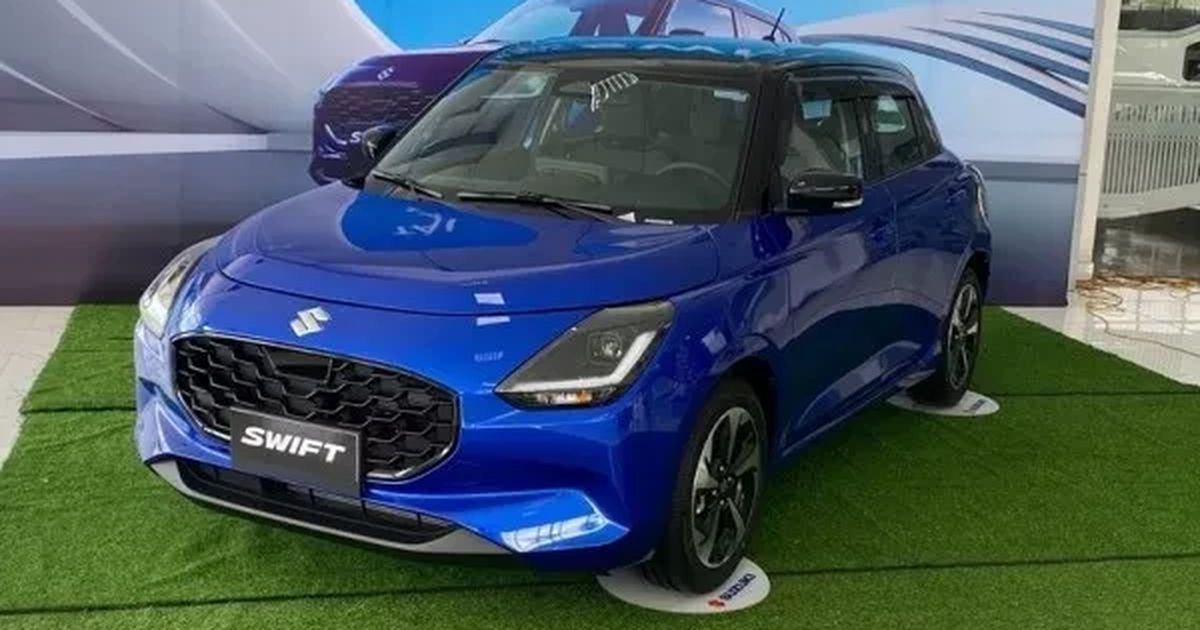 Bảng giá Suzuki tháng 10: XL7 Hybrid gây áp lực lên sedan hạng B
