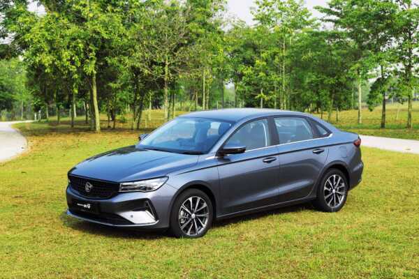 Proton S70 Flagship X vs MC2: Enjin, Prestasi dan Nilai