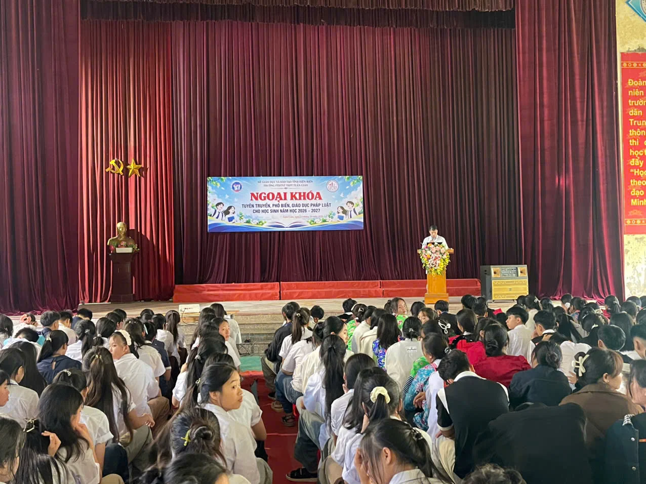 Giáo dục pháp luật và kỹ năng tự bảo vệ từ trường học đến cộng đồng