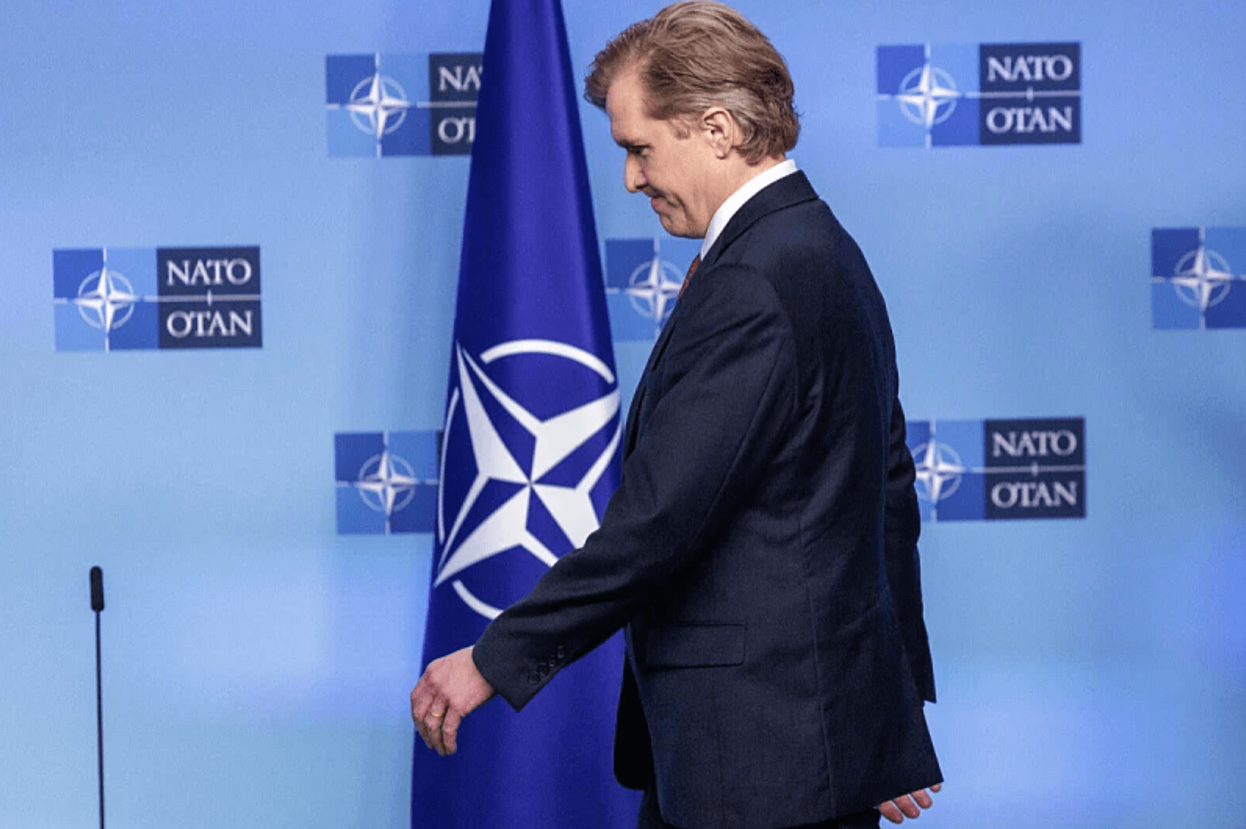 Mỹ loại đồng minh châu Âu khỏi họp NATO: tín hiệu cải tổ liên minh