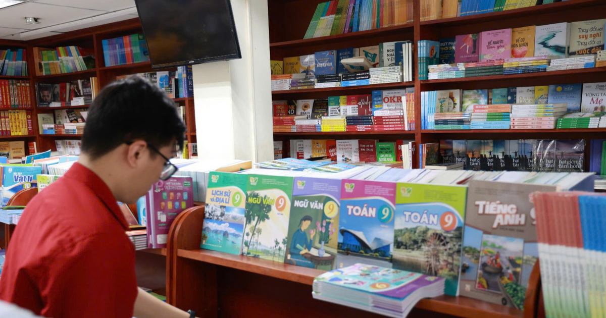 Sách giáo khoa sẽ thay đổi: giảm tải nhưng không giảm chất