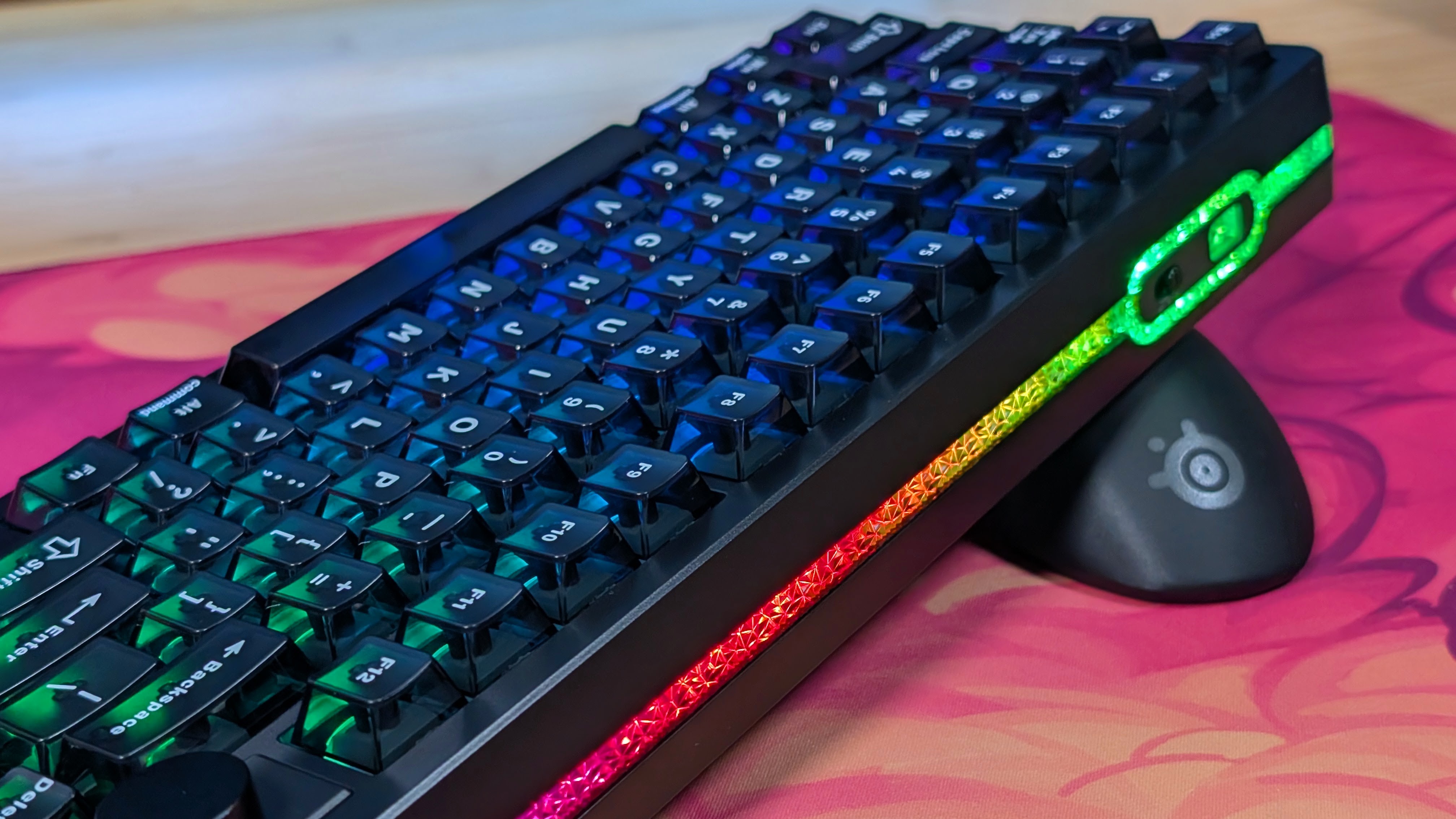 EPOMAKER Wisteria vs HE75 V2 TMR: chọn switch cơ học gaming nào?