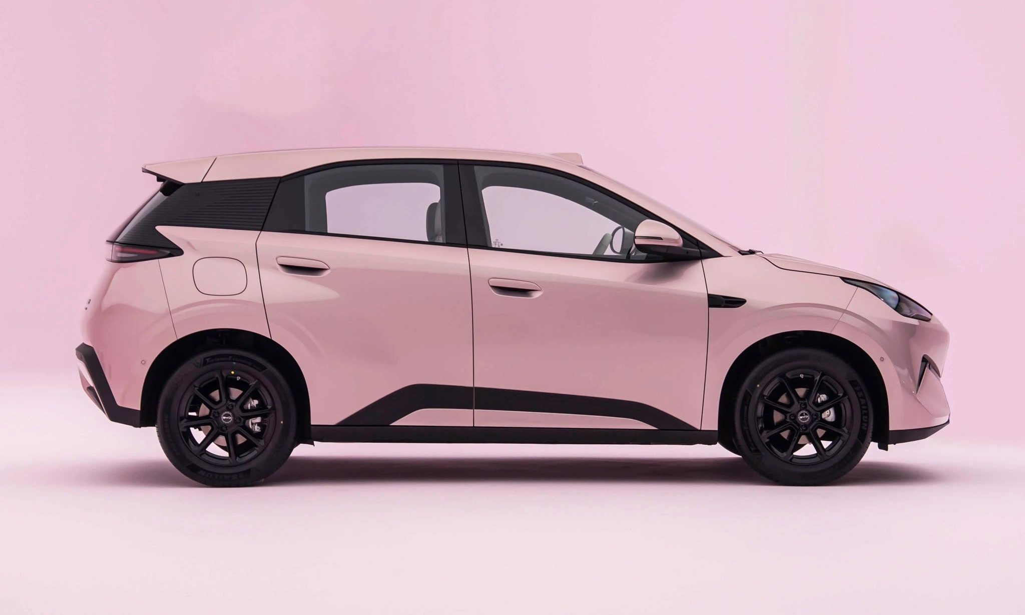 BYD Seagull lột xác: cốp trước, ghế massage và sạc 9 phút