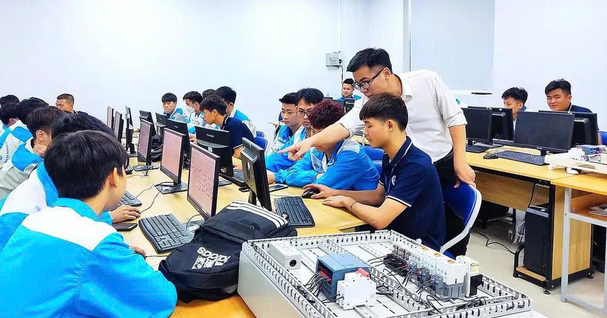 Giáo dục nghề nghiệp mới: Doanh nghiệp vào cuộc, người học hưởng lợi gì?