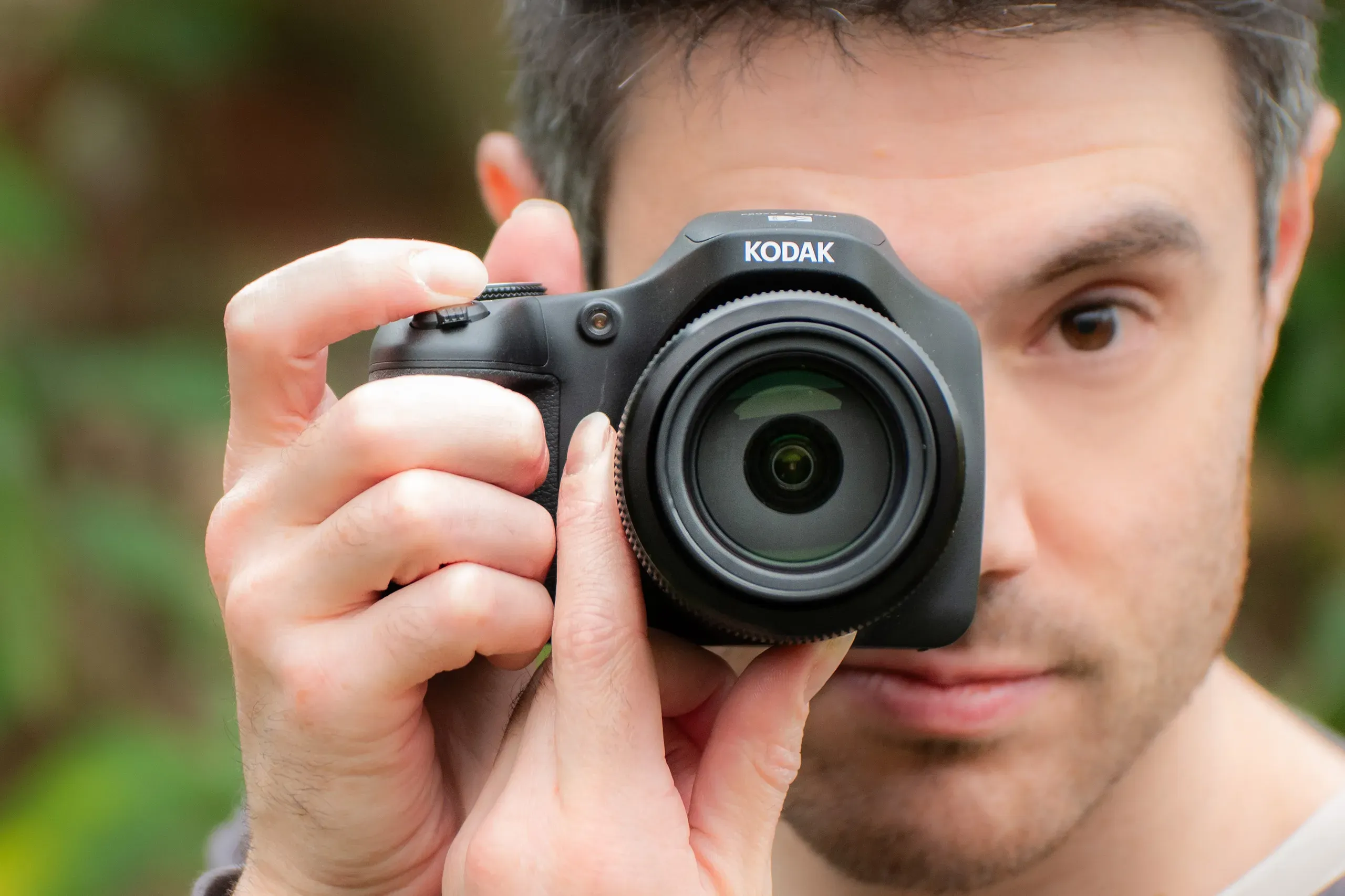Sony 600mm f/6.3 vs Kodak Pixpro AZ653 cho nhiếp ảnh chim hoang dã