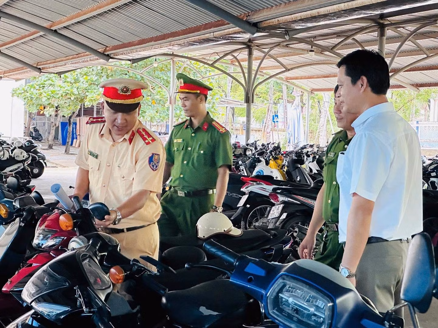 Giáo dục giao thông theo tuổi: Trường học đang thay đổi cách giữ an toàn đường đến trường
